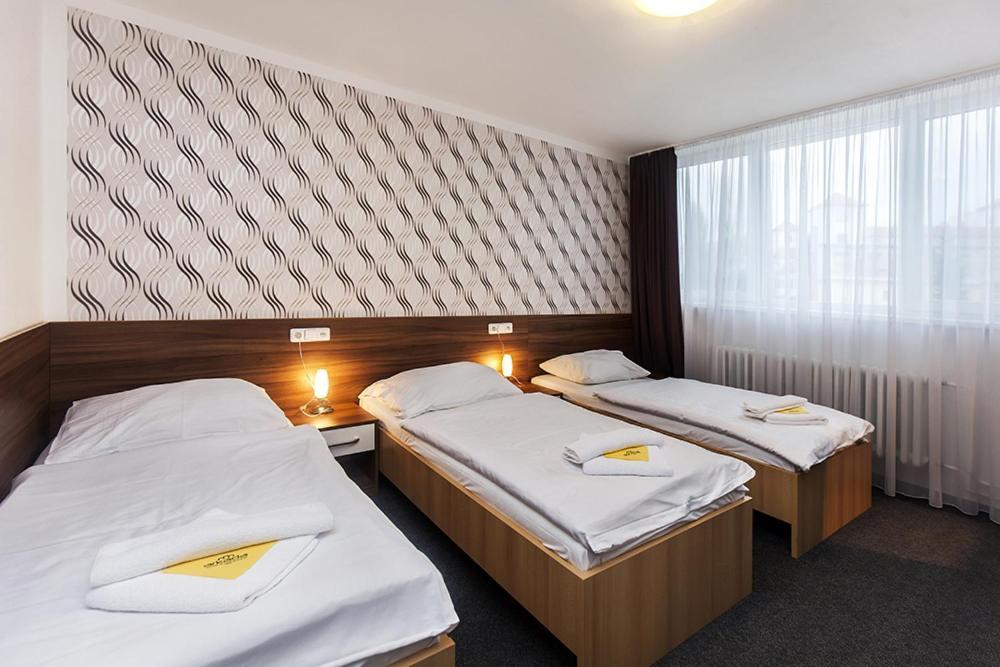 Arkada Hotel Bučovice Екстериор снимка