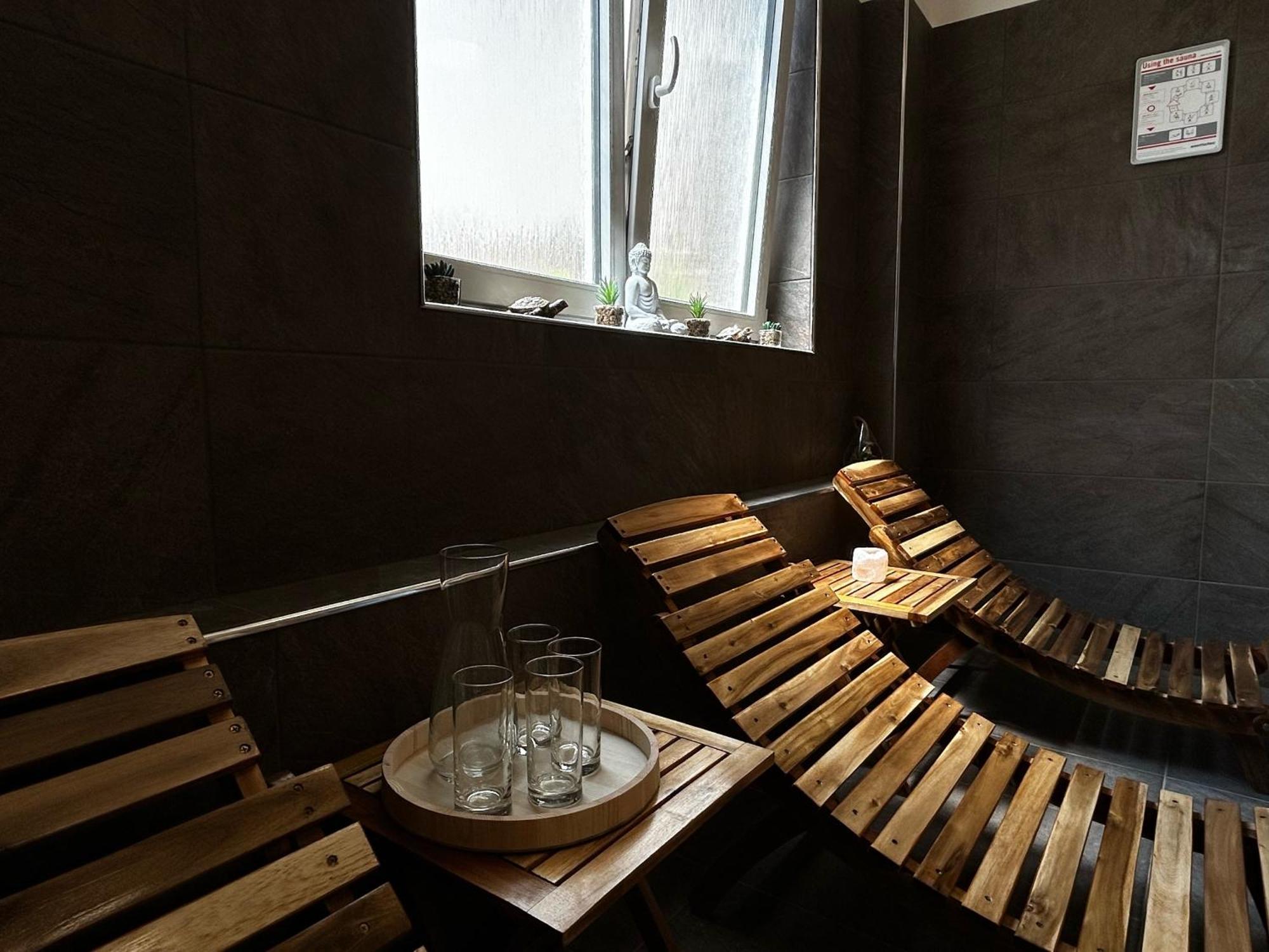 Arkada Hotel Bučovice Екстериор снимка